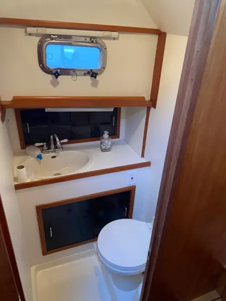 1995 Cape Dory Explorer