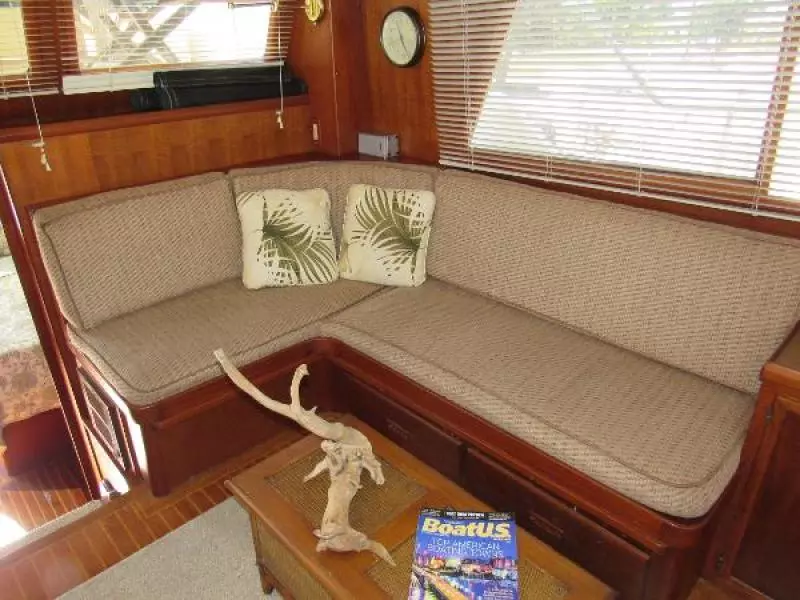 1987 Offshore Yachts Yachtfisher CPMY