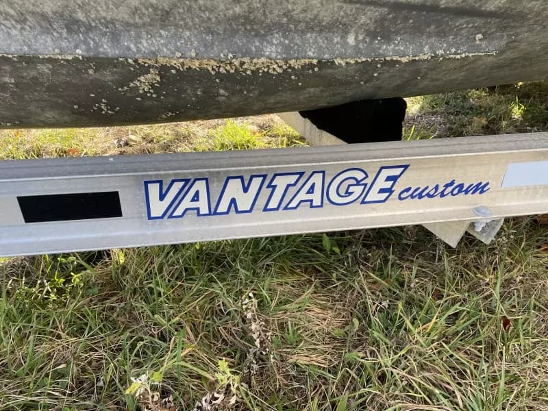 2000 Grady-White 222 Fisherman