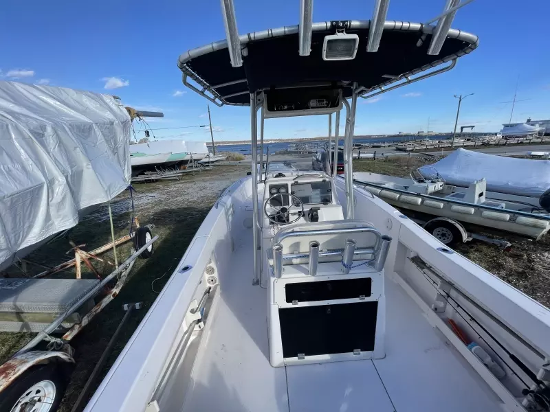 2000 Grady-White 222 Fisherman