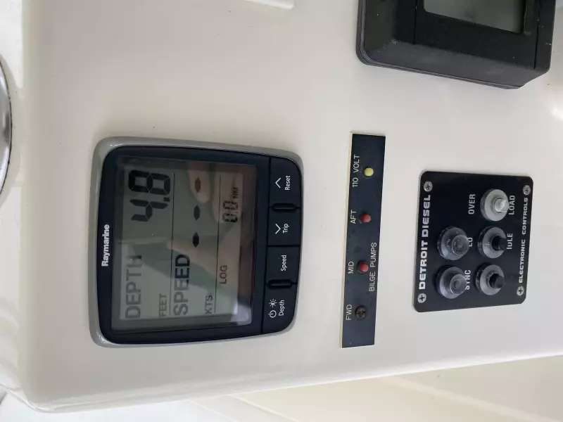 2002 Ocean Yachts 52 Sportfish