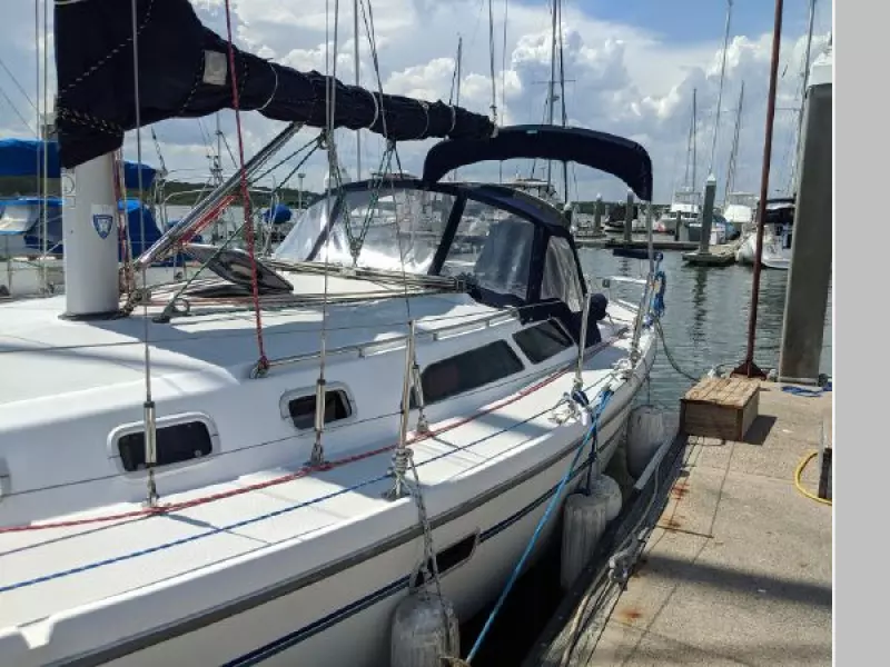 1997 Catalina 34 MKII Wing Keel