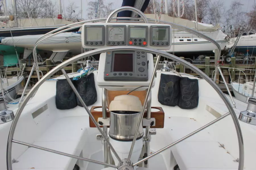 1999 Catalina MK II Wing Keel