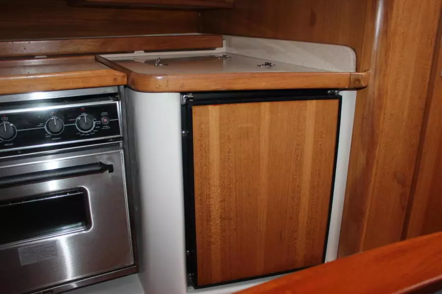 1999 Catalina MK II Wing Keel