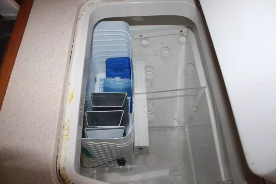 1999 Catalina MK II Wing Keel