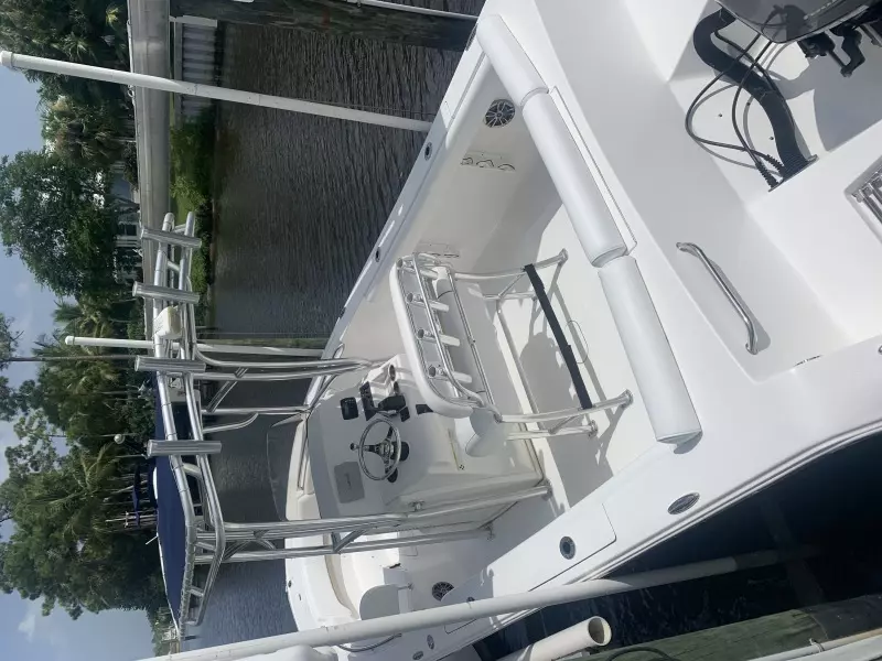 2012 Heritage Yacht 229