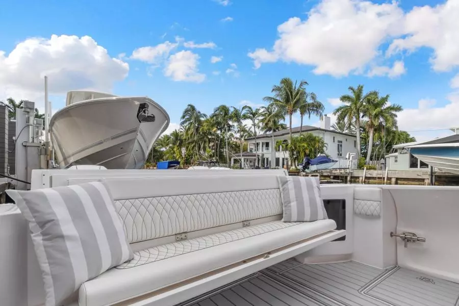 2021 Intrepid 438 Evolution