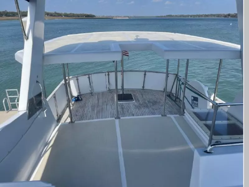 1986 Marine Trader 44 Sundeck