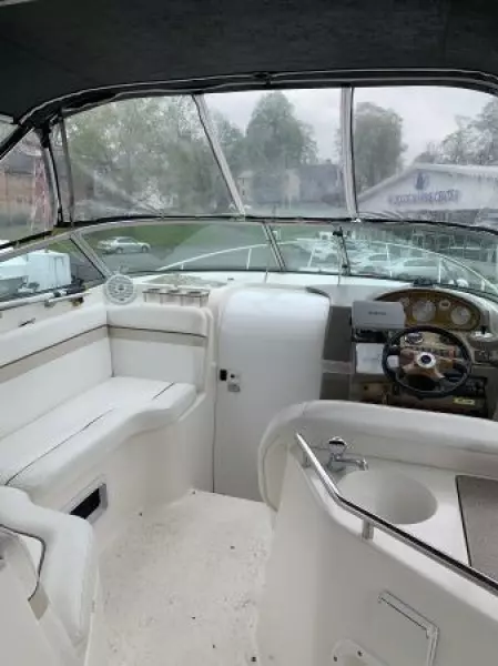 2006 Rinker 270 Fiesta Vee