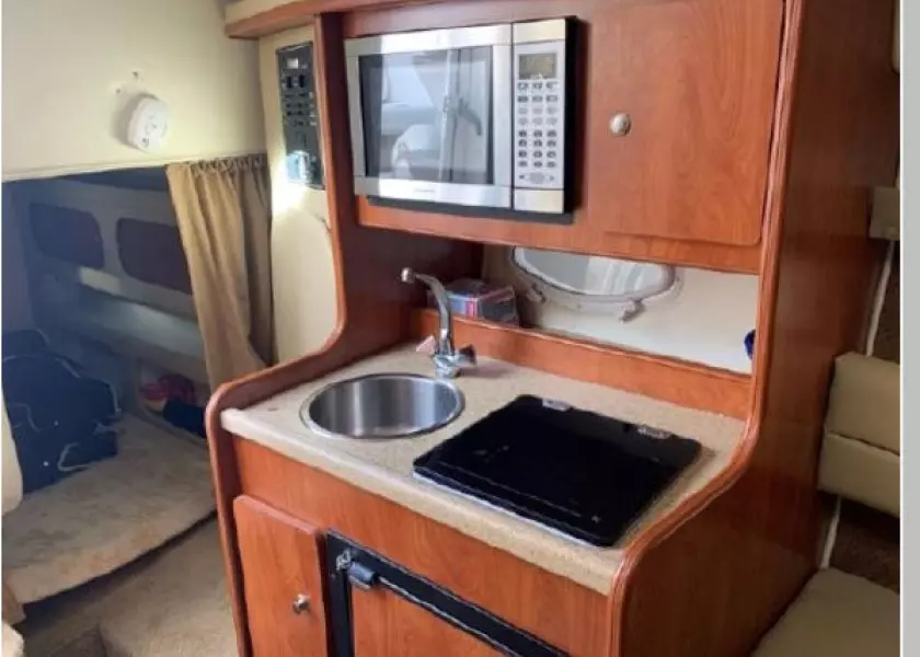 2006 Rinker 270 Fiesta Vee