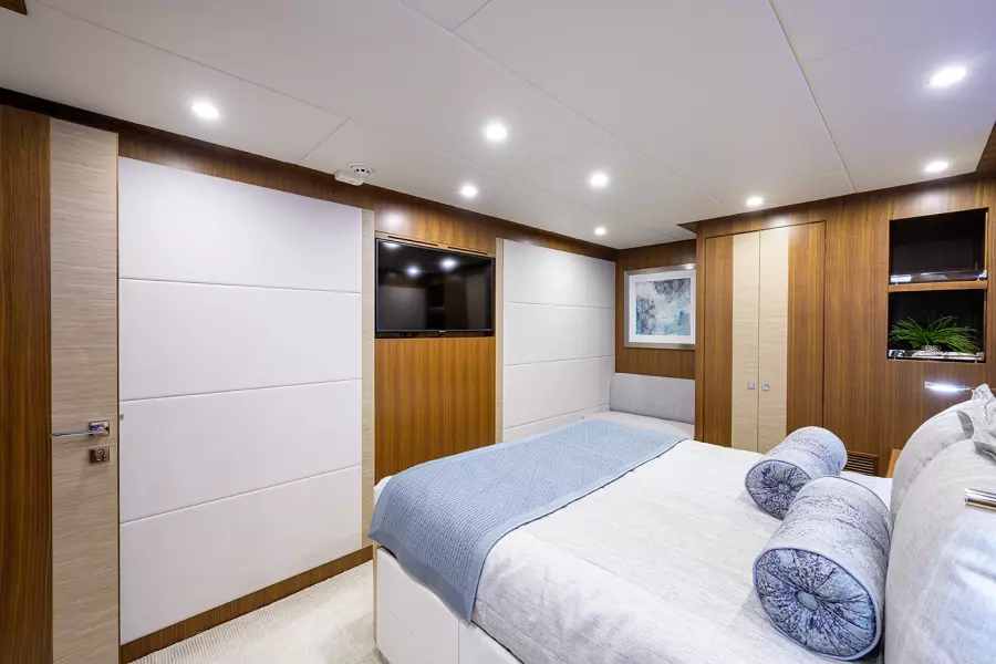 Guest Stateroom - Starboard