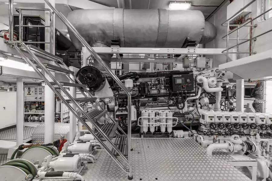 LAUREL 240'/73.15m Delta 2006/2014