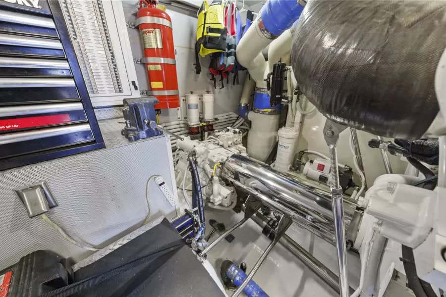 2006 Marquis 65 Pilothouse