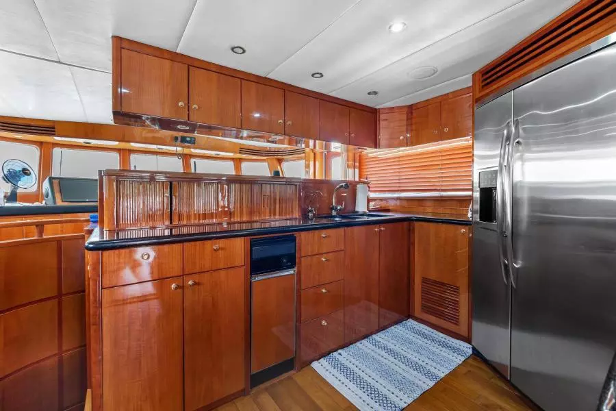 2006 Jefferson Starship Pilothouse