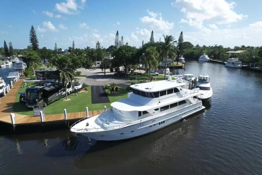 2006 Jefferson Starship Pilothouse