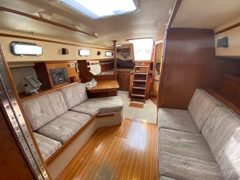 saloon looking aft