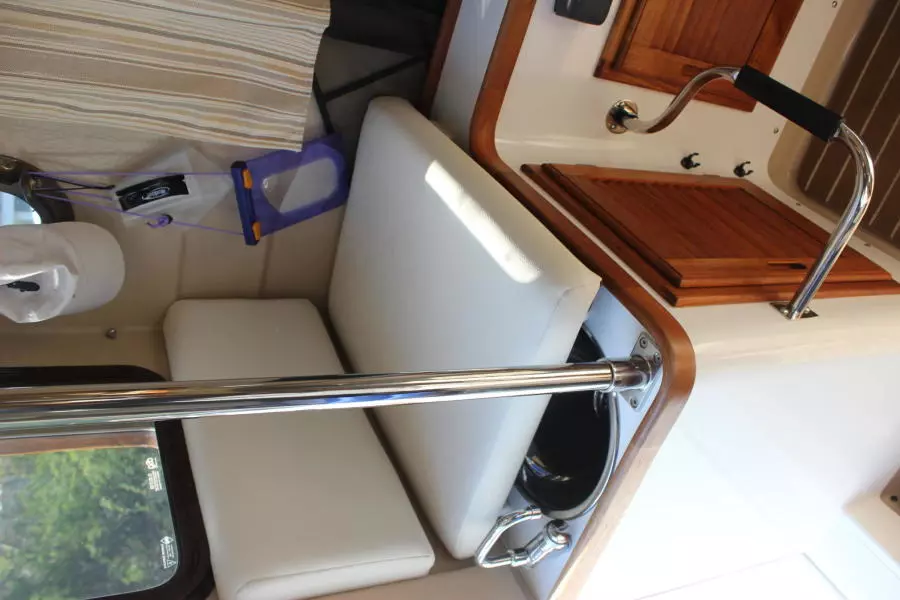 2016 Ranger Tugs R-21EC