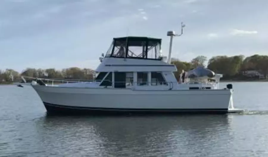 2000 Mainship 430