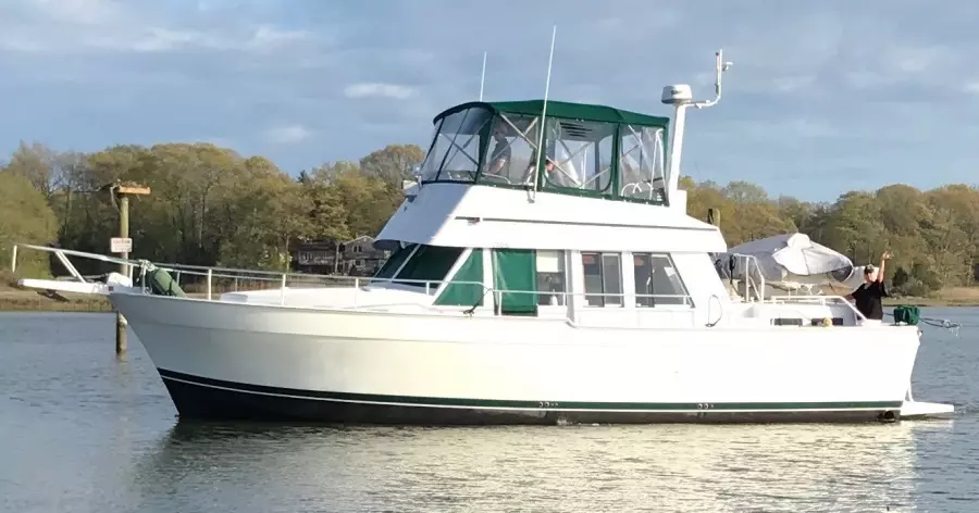 2000 Mainship 430