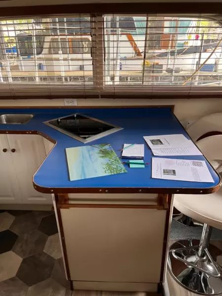 15 Under The Wire 1979 Chris Craft Catalina Galley2 