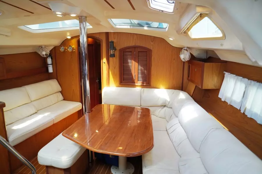 2000 Hunter Passage 420