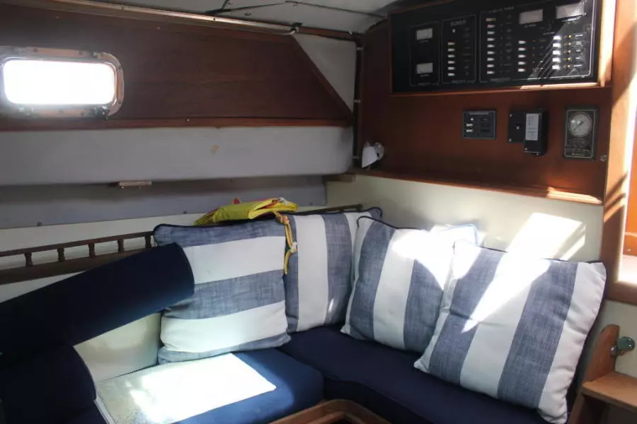 1989 Fortier 30 Hardtop