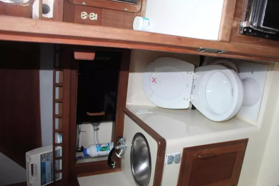 1989 Fortier 30 Hardtop