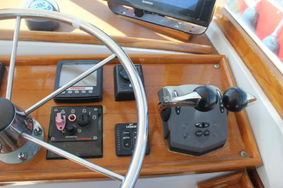 1989 Fortier 30 Hardtop