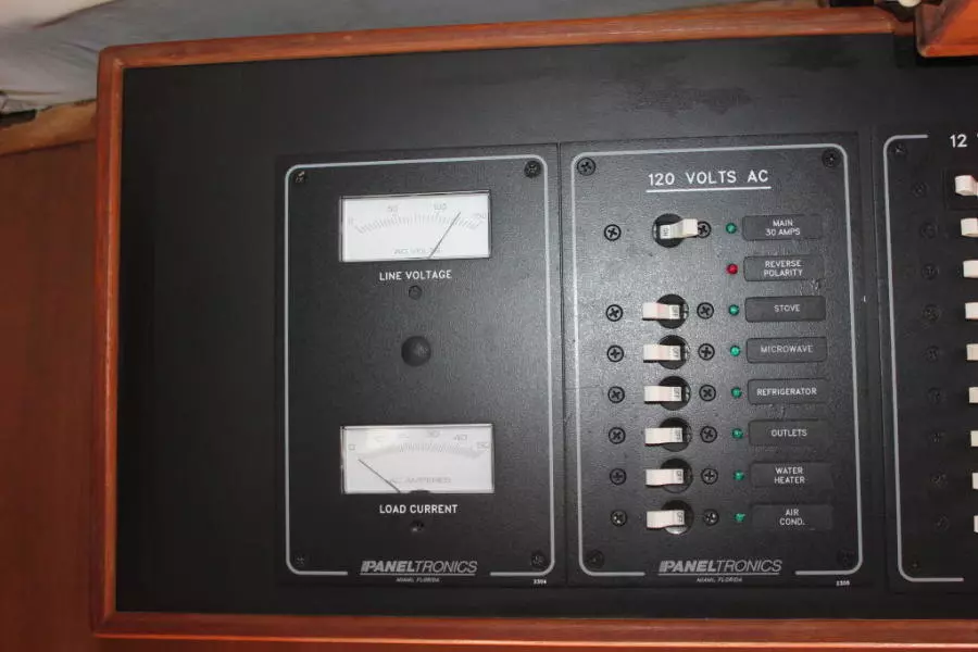 1989 Fortier 30 Hardtop