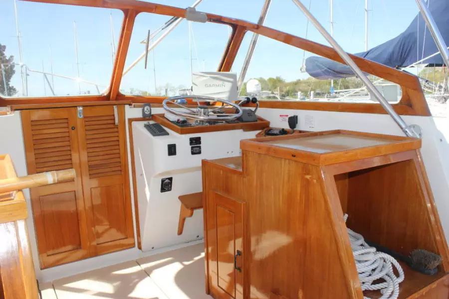 1989 Fortier 30 Hardtop