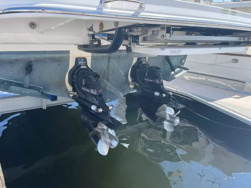 2018 35 Sea Ray Sundancer 350 Kickin Tides Engines