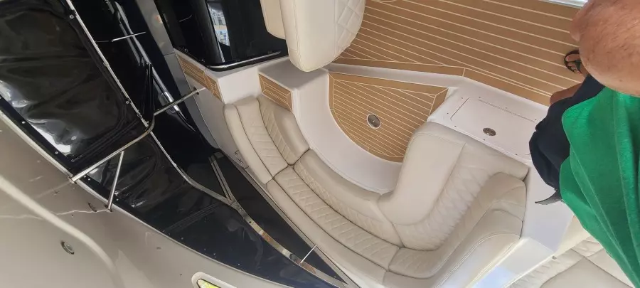 2007 Regal 4460 Commodore