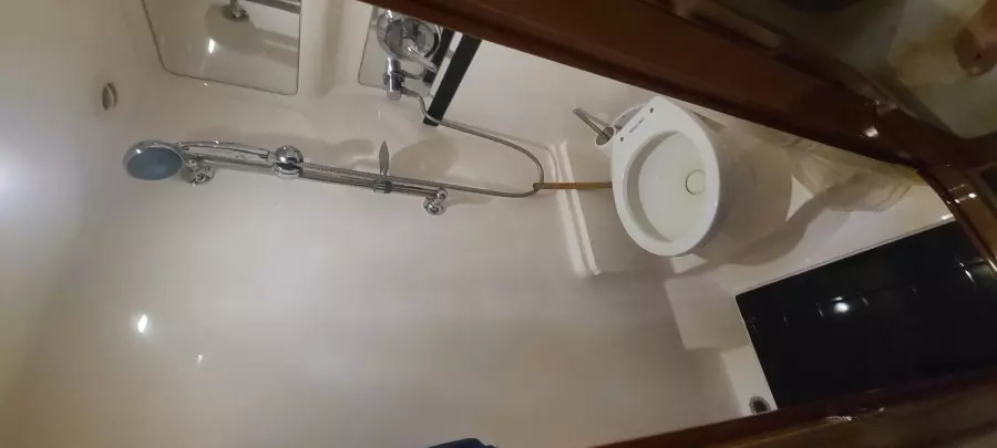 2007 Regal 4460 Commodore