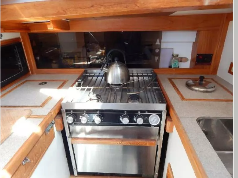 1996 Cabo Rico Northeast 400