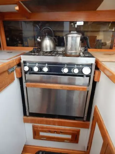 1996 Cabo Rico Northeast 400