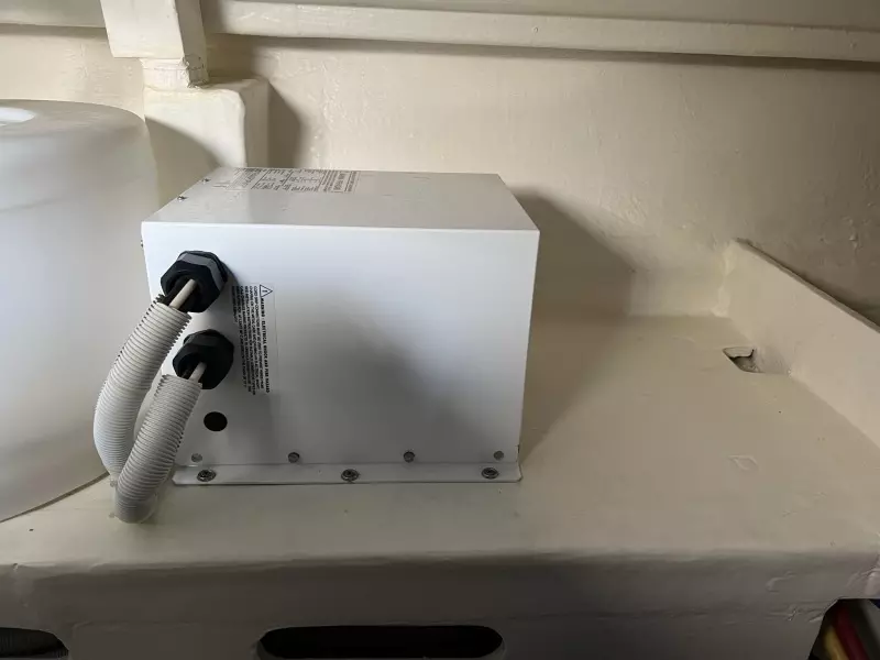 2016 Tiara 44 Express Coupe 