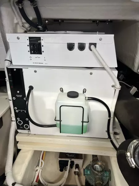 2016 Tiara 44 Express Coupe 