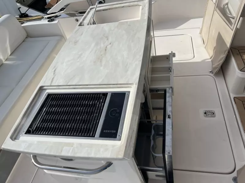 2016 Tiara 44 Express Coupe 