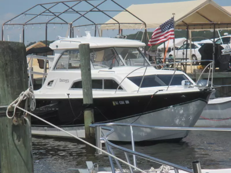 2011 Bayliner 266 Discovery