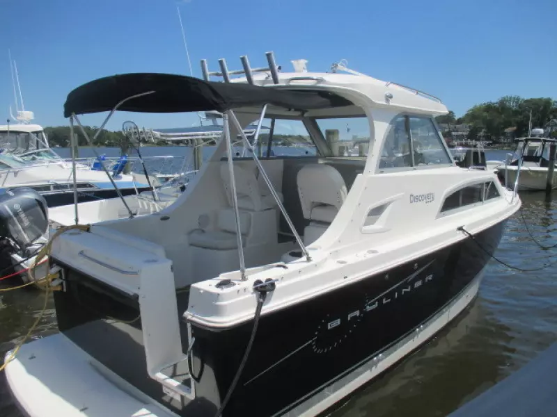 2011 Bayliner 266 Discovery