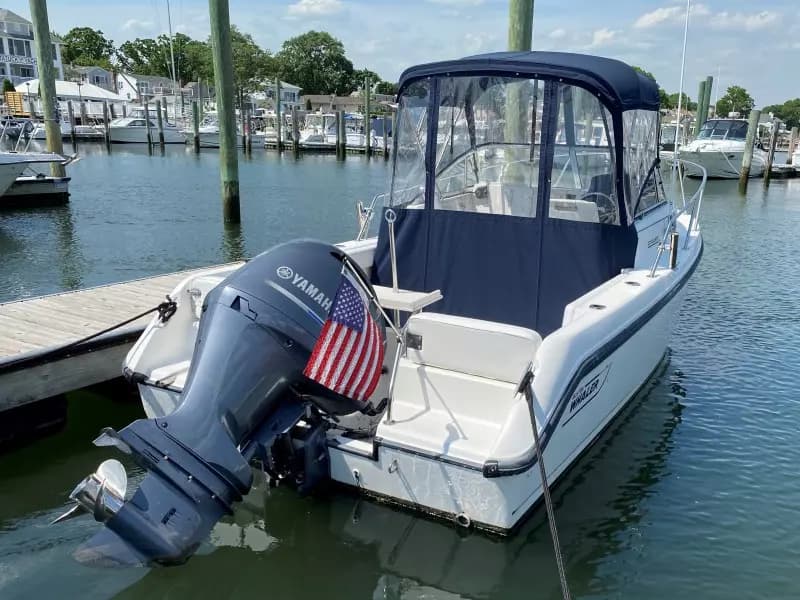1998 Boston Whaler Conquest