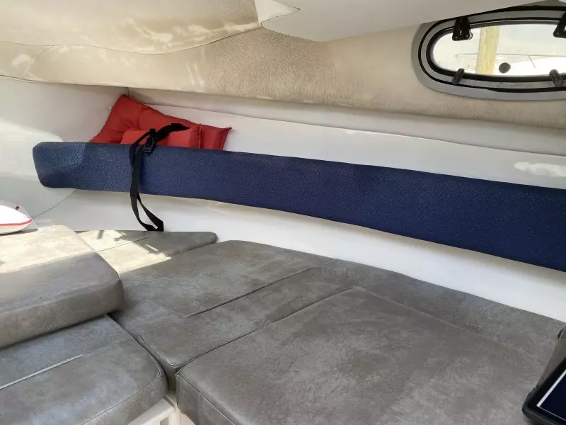 1998 Boston Whaler Conquest