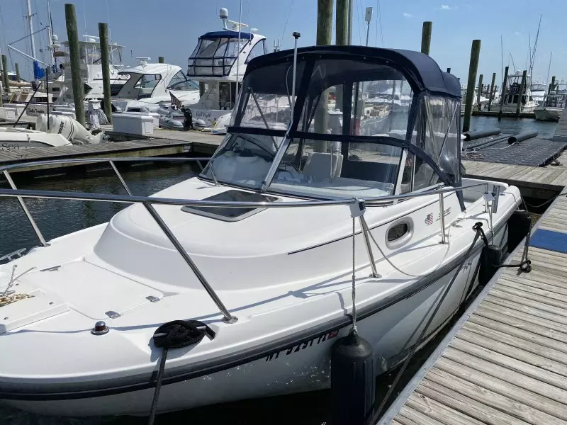 1998 Boston Whaler Conquest