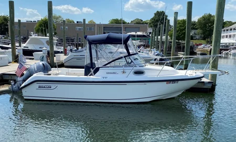 1998 Boston Whaler Conquest