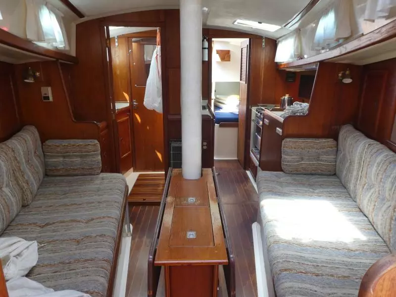 1981 Hinterhoeller Niagara