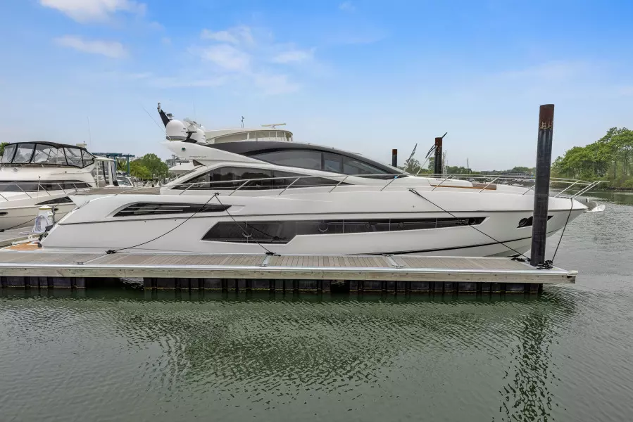 2015 Sunseeker Predator 68