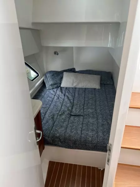 2019 Intrepid 475 Sport Yacht