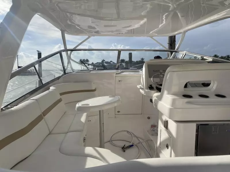 2019 Intrepid 475 Sport Yacht
