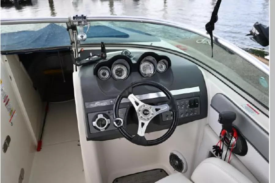 2010 Sea Ray 280 Sundeck