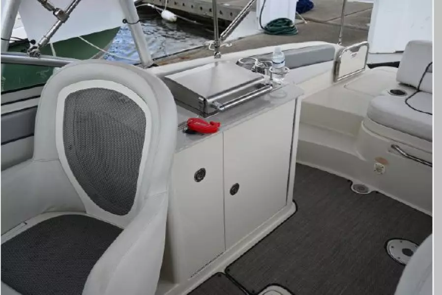 2010 Sea Ray 280 Sundeck